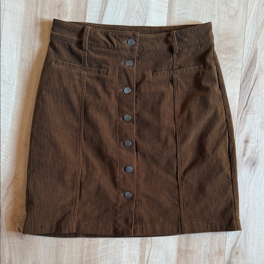 Bagatelle Collection, Corduroy Style Skirt, Size Small